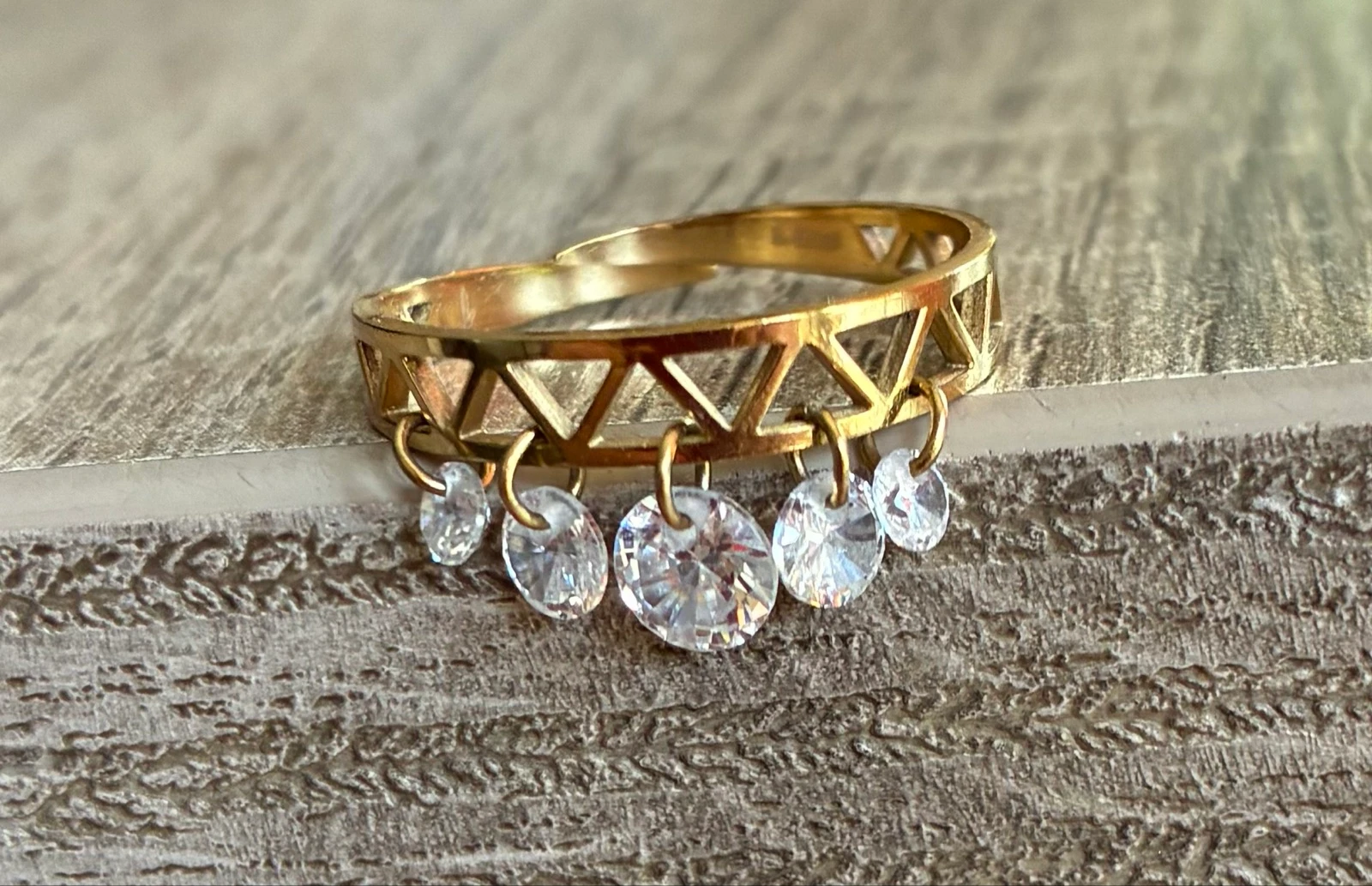 Bague en acier inoxydable à breloque en strass 
